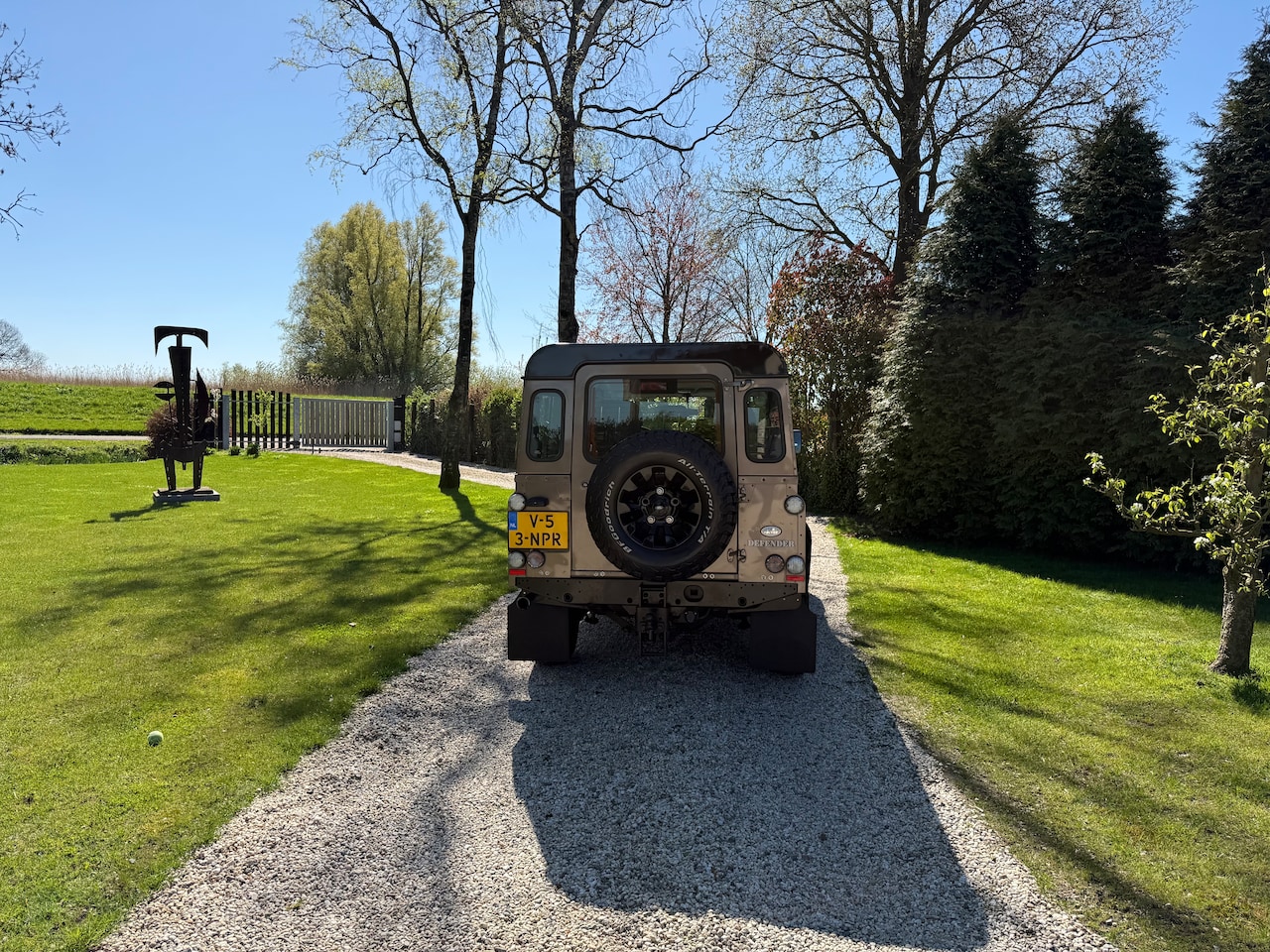 Land Rover Defender - 2.4 TD 110 SW Rough Van tweede eigenaar