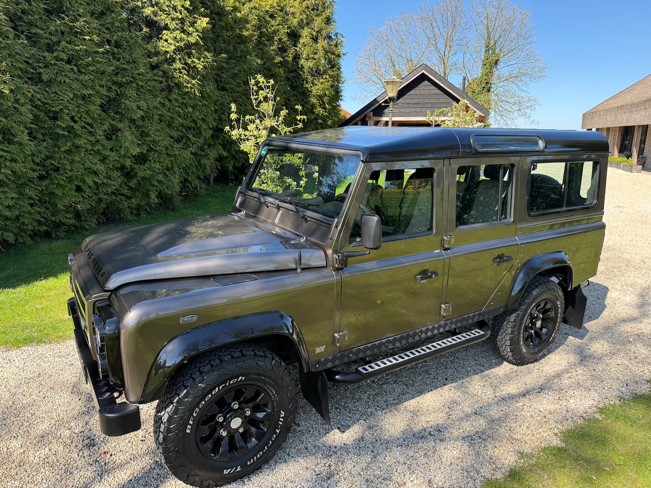 Land Rover Defender - 2.4 TD 110 SW Rough Van tweede eigenaar