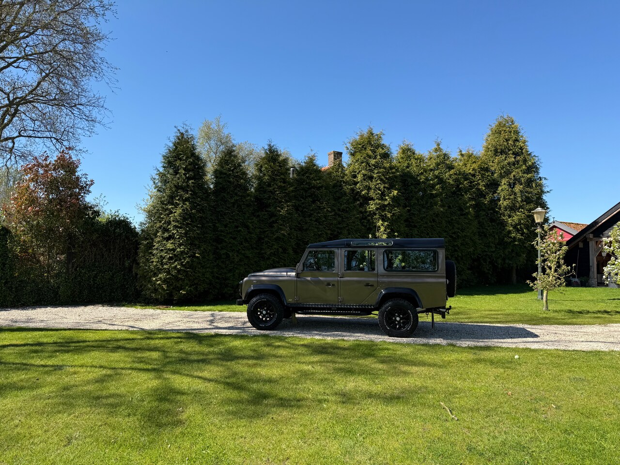 Land Rover Defender - 2.4 TD 110 SW Rough Van tweede eigenaar