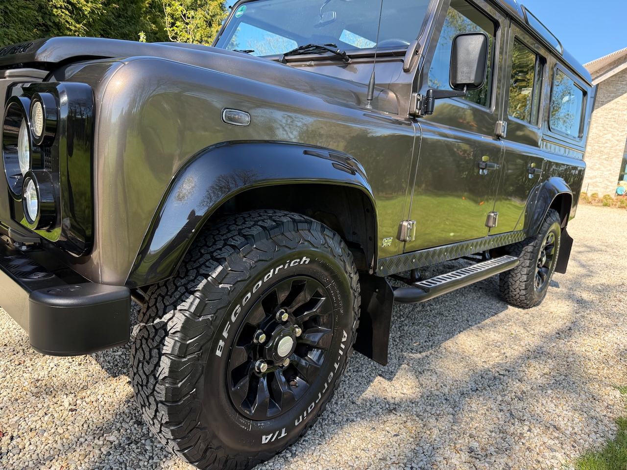 Land Rover Defender - 2.4 TD 110 SW Rough Van tweede eigenaar