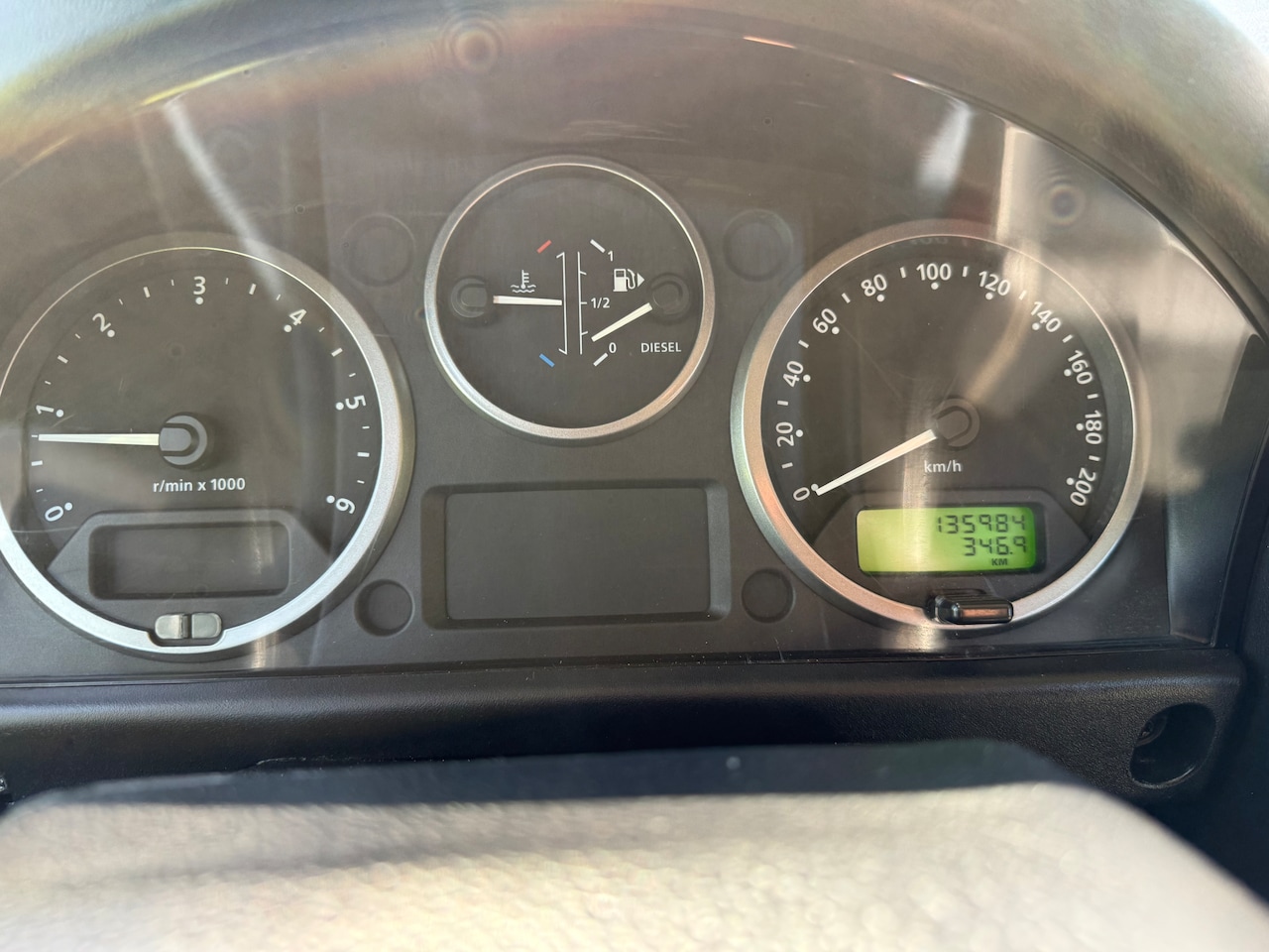 Land Rover Defender - 2.4 TD 110 SW Rough Van tweede eigenaar