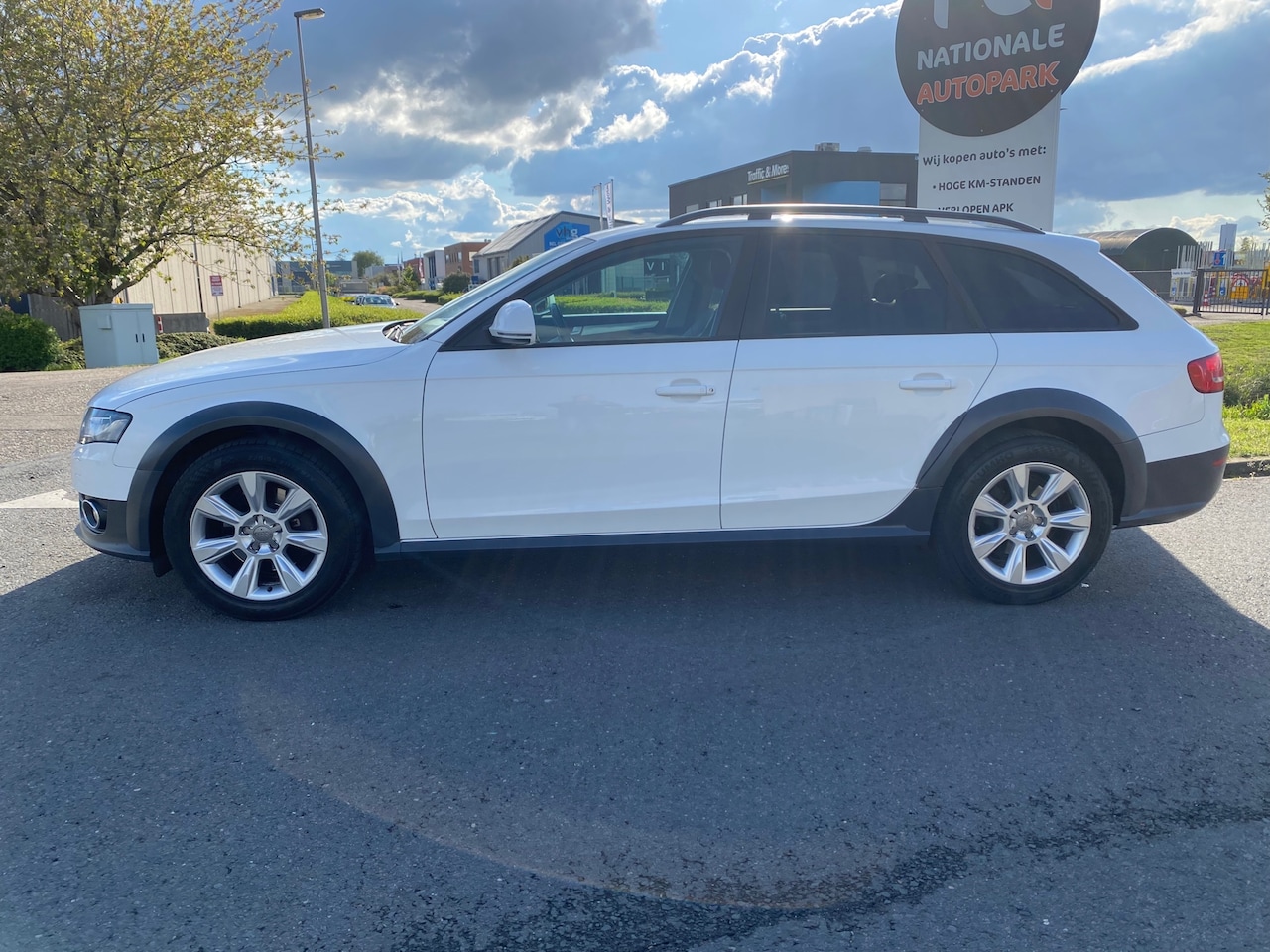 Audi A4 allroad quattro - 2010 * 2.0 TFSI Pro Line * AUTOMAAT * LMV * DAKRAILS - AutoWereld.nl