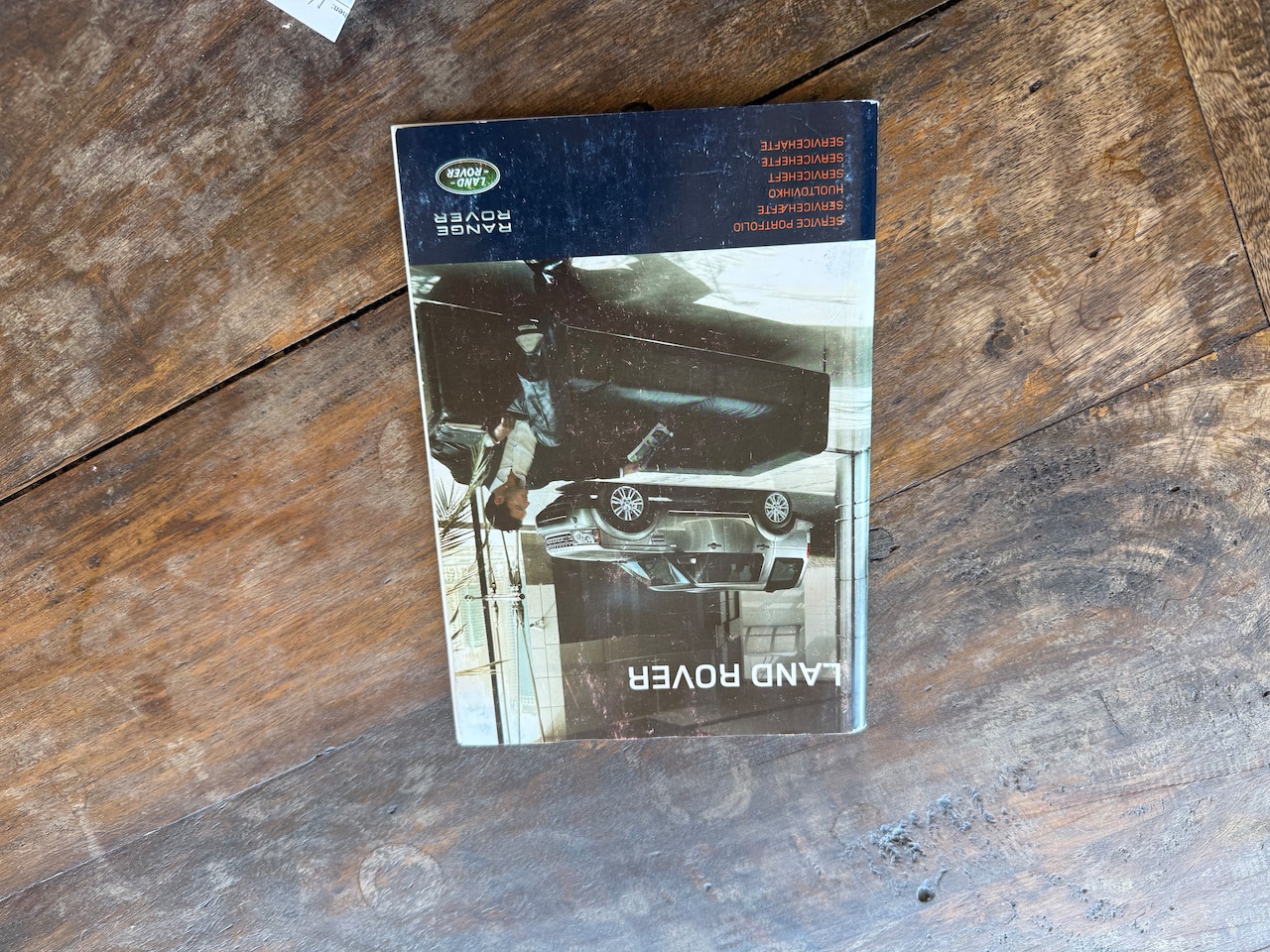 Land Rover Defender - 2.4 TD 110 SW Rough Van tweede eigenaar