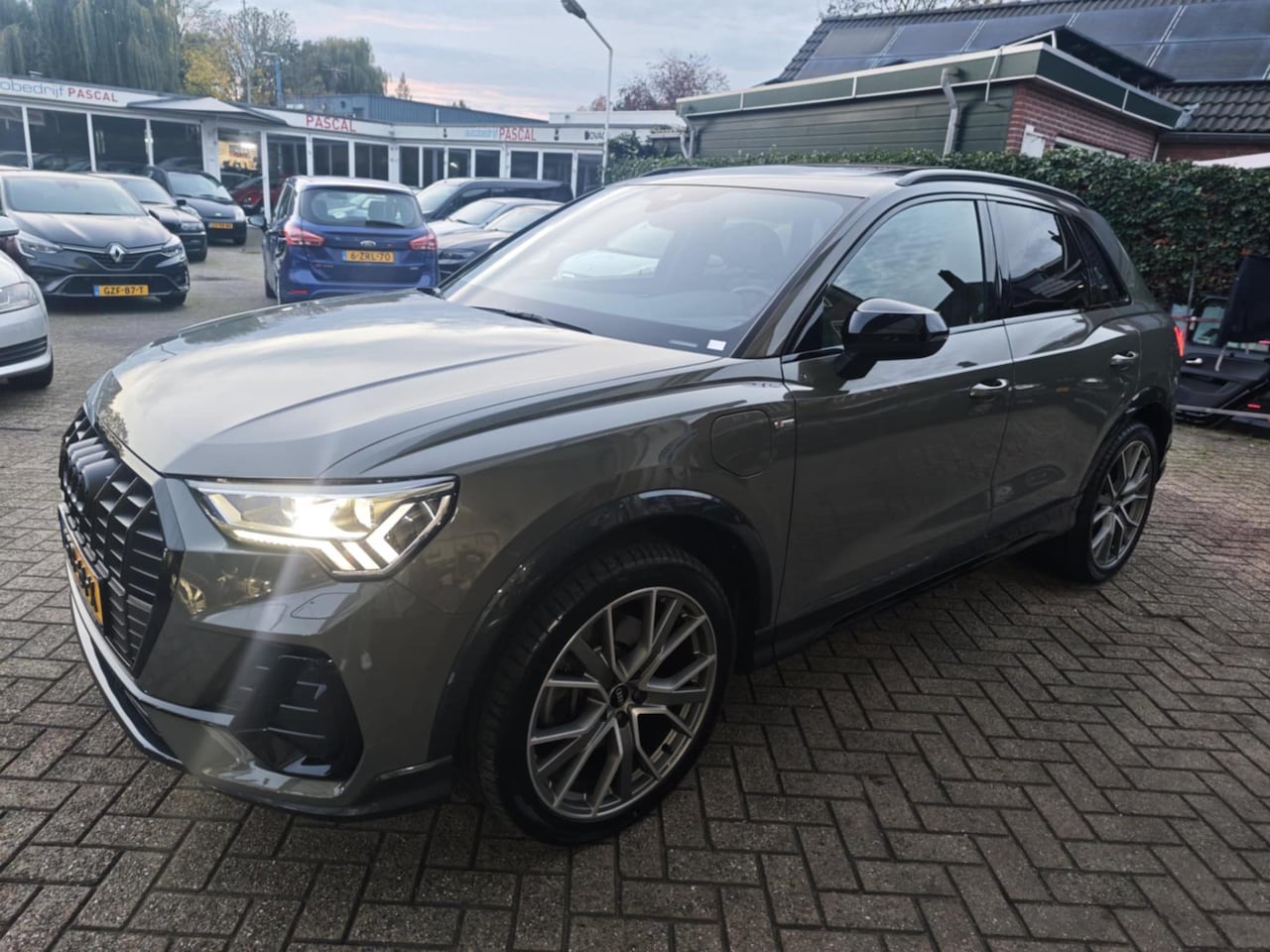 Audi Q3 - 45 TFSI e S edition-Pano-Sonos-Ambient. - AutoWereld.nl