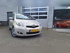 Toyota Yaris - 1.3 VVTi Aspiration/Automaat/Airco/Cv/Enz