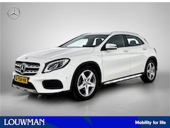 Mercedes-Benz GLA-Klasse - 180 Business Solution AMG | Achteruitrijcamera | Trekhaak | Stoelverwarming | Inclusief 12