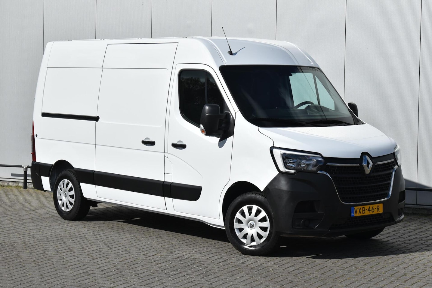 Renault Master - bestel T35 2.3 dCi 150 L2H2 Energy Comfort - AutoWereld.nl