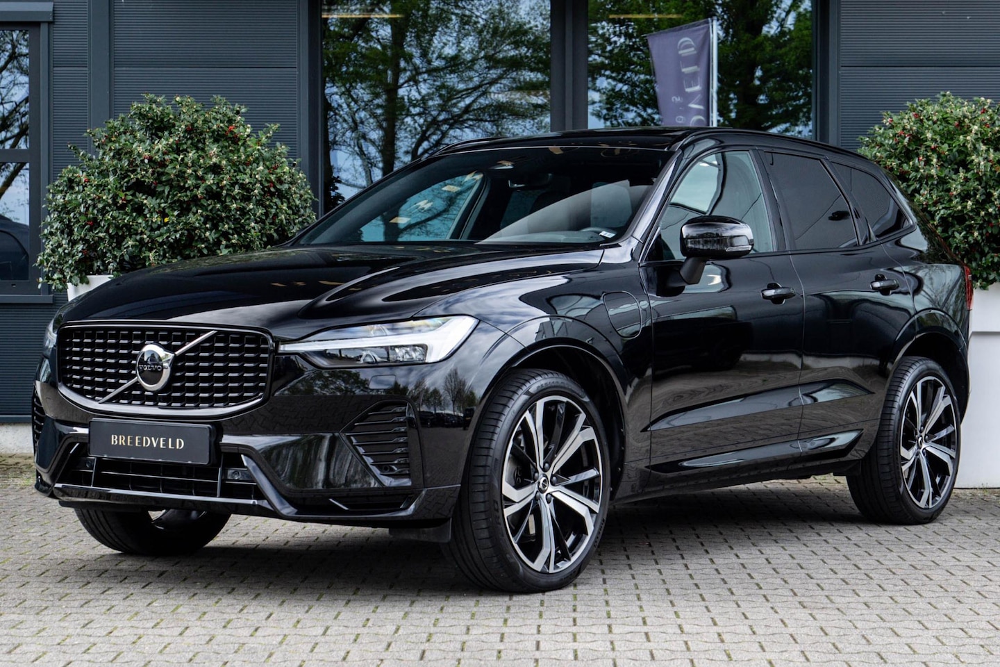 Volvo XC60 - 2.0 T8 Plug-in hybrid AWD Inscription - AutoWereld.nl