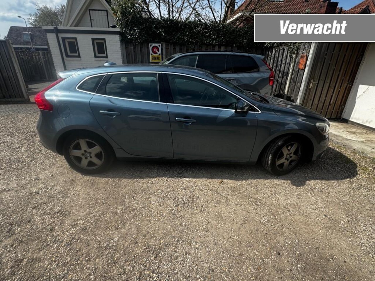 Volvo V40 - 1.6 T3 Momentum 1.6 T3 MOMENTUM - AutoWereld.nl