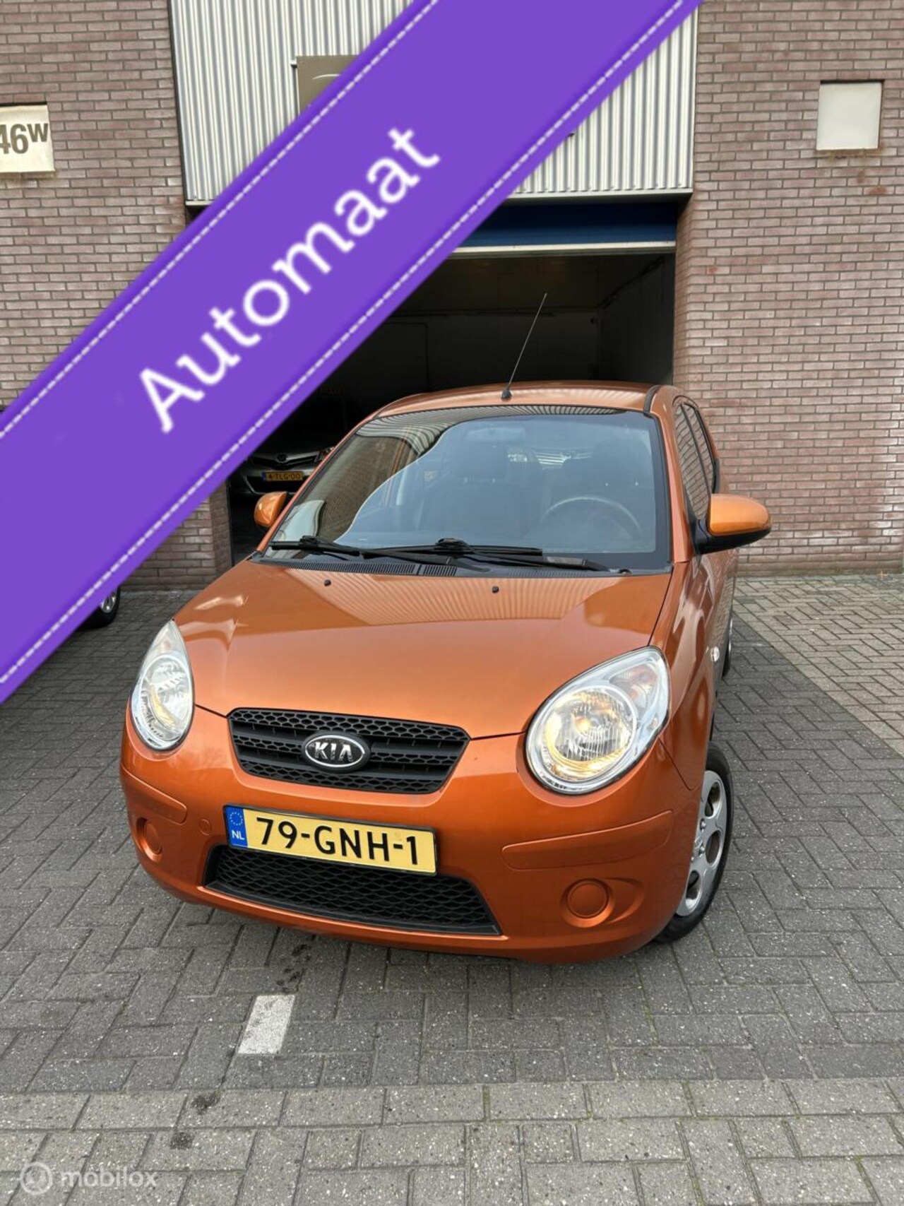 Kia Picanto - 1.1 X-tra Automaat, Koude airco - AutoWereld.nl