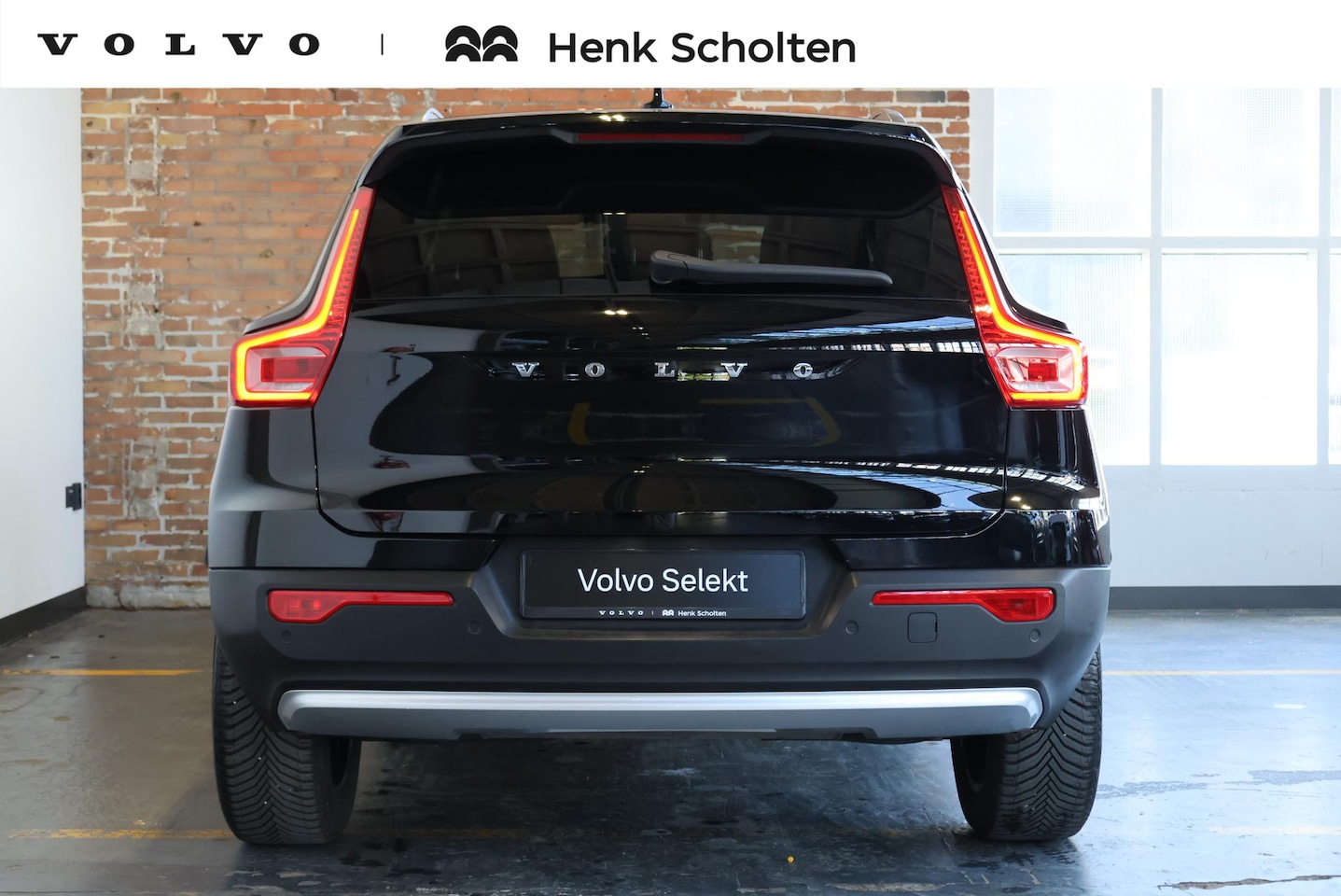 Volvo XC40 - T4 Plug-in hybrid Core Bright | Verwarmbare voorstoelen en stuurwiel | Apple carplay/Andro - AutoWereld.nl