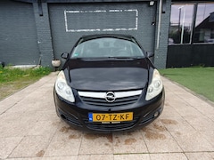 Opel Corsa - 1.4-16V Cosmo