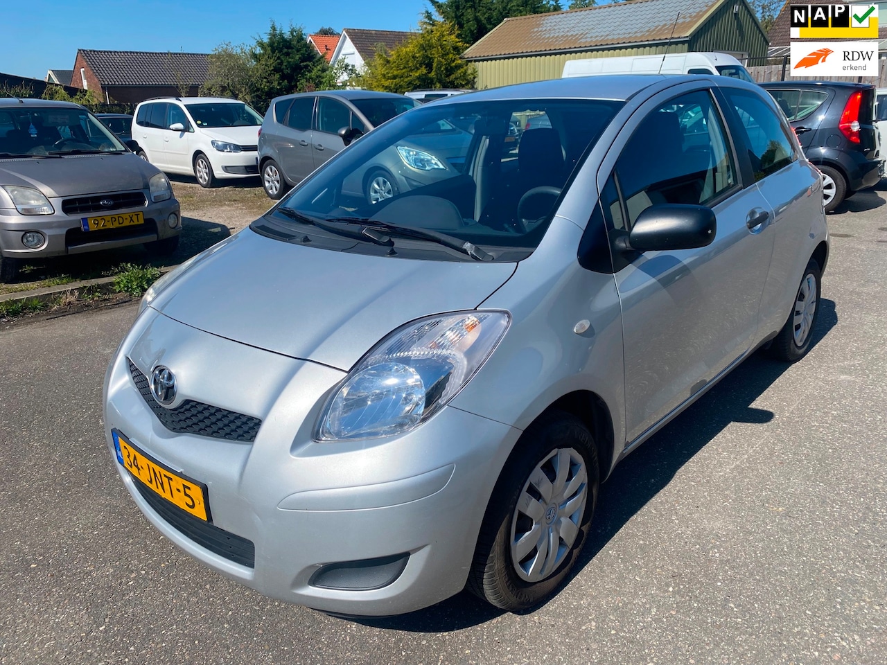 Toyota Yaris - 1.0 VVTi Acces 1.0 VVTi Acces - AutoWereld.nl