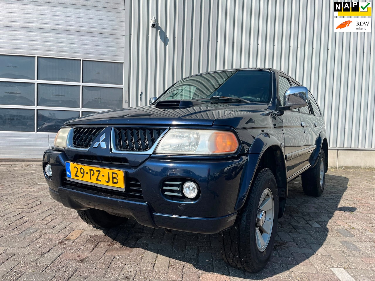 Mitsubishi Pajero Sport - 2.5 TD Intense - Geen Vermogen - Rookt - Schade - AutoWereld.nl