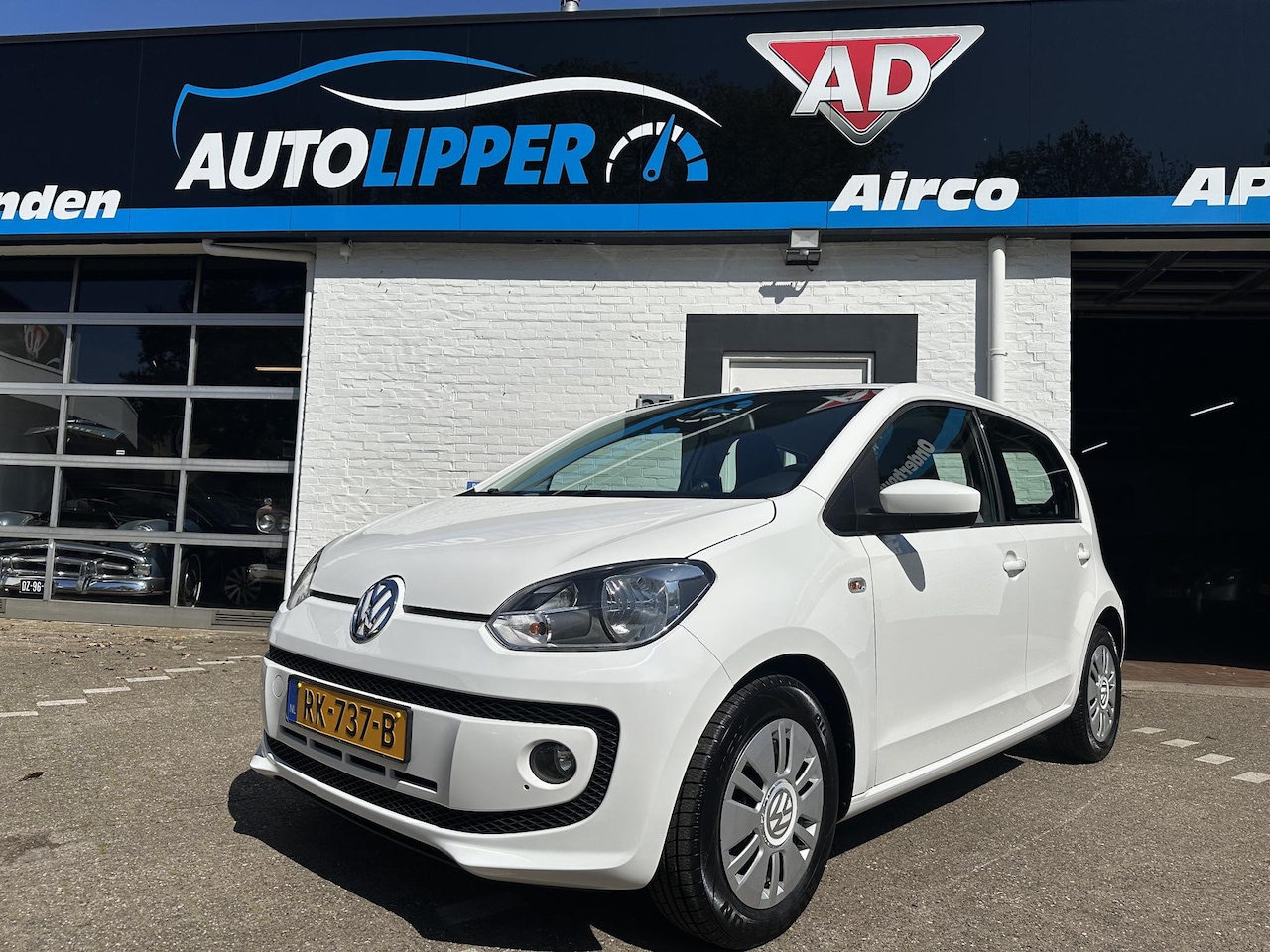 Volkswagen Up! - 1.0 take up! BlueMotion /Nieuwe apk bij aflevering/Airco/Navi/5drs/All season - AutoWereld.nl