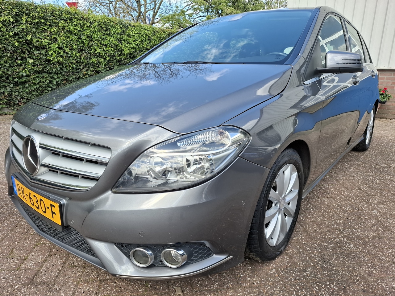 Mercedes-Benz B-klasse - 180 CDI CLIMAT/CRUISE/NAVI/PDC/STOELVERWARMING 110PK - AutoWereld.nl