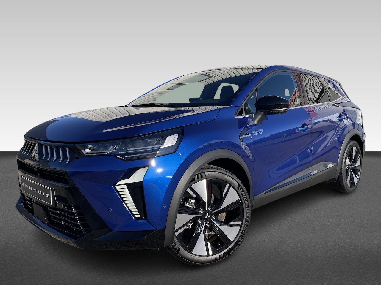 Mitsubishi Grandis - 1.8 HEV Instyle Nu met € 2.500,- Introductie korting - AutoWereld.nl