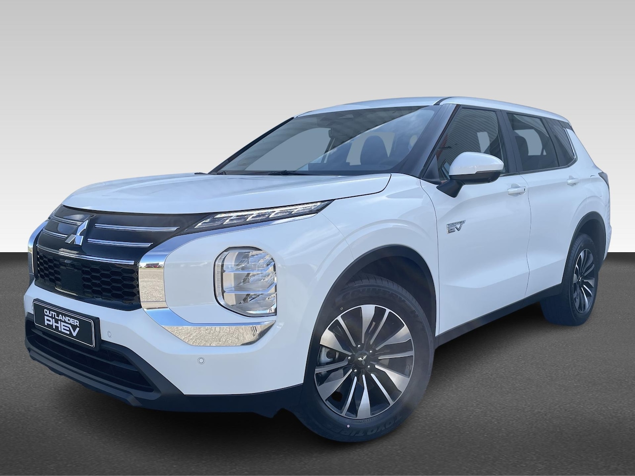 Mitsubishi Outlander - 2.4 PHEV Pure Tot € 6.000,- VOORDEEL! - AutoWereld.nl