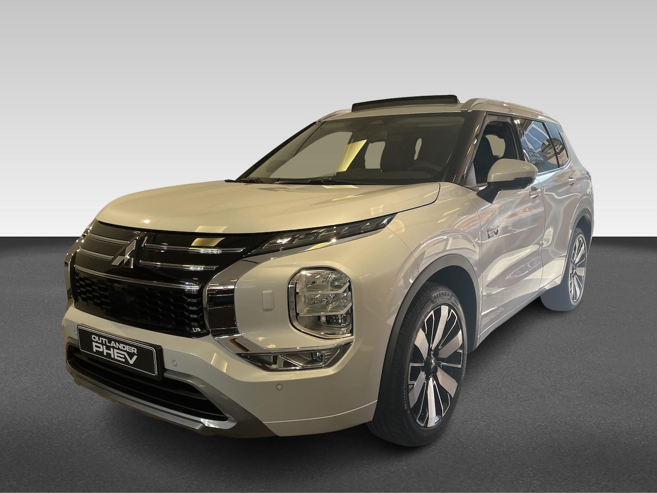 Mitsubishi Outlander - 2.4 PHEV Instyle Tot € 6.500,- VOORDEEL - AutoWereld.nl