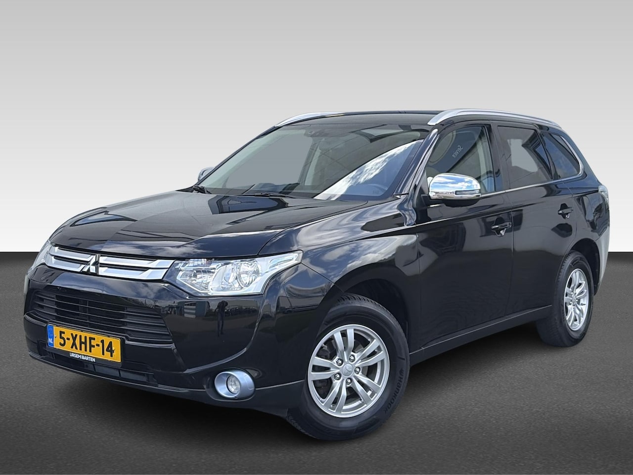 Mitsubishi Outlander - 2.0 Business Edition 7-personen | automaat | trekhaak | 1600KG trekgewicht | 7-zitter - AutoWereld.nl