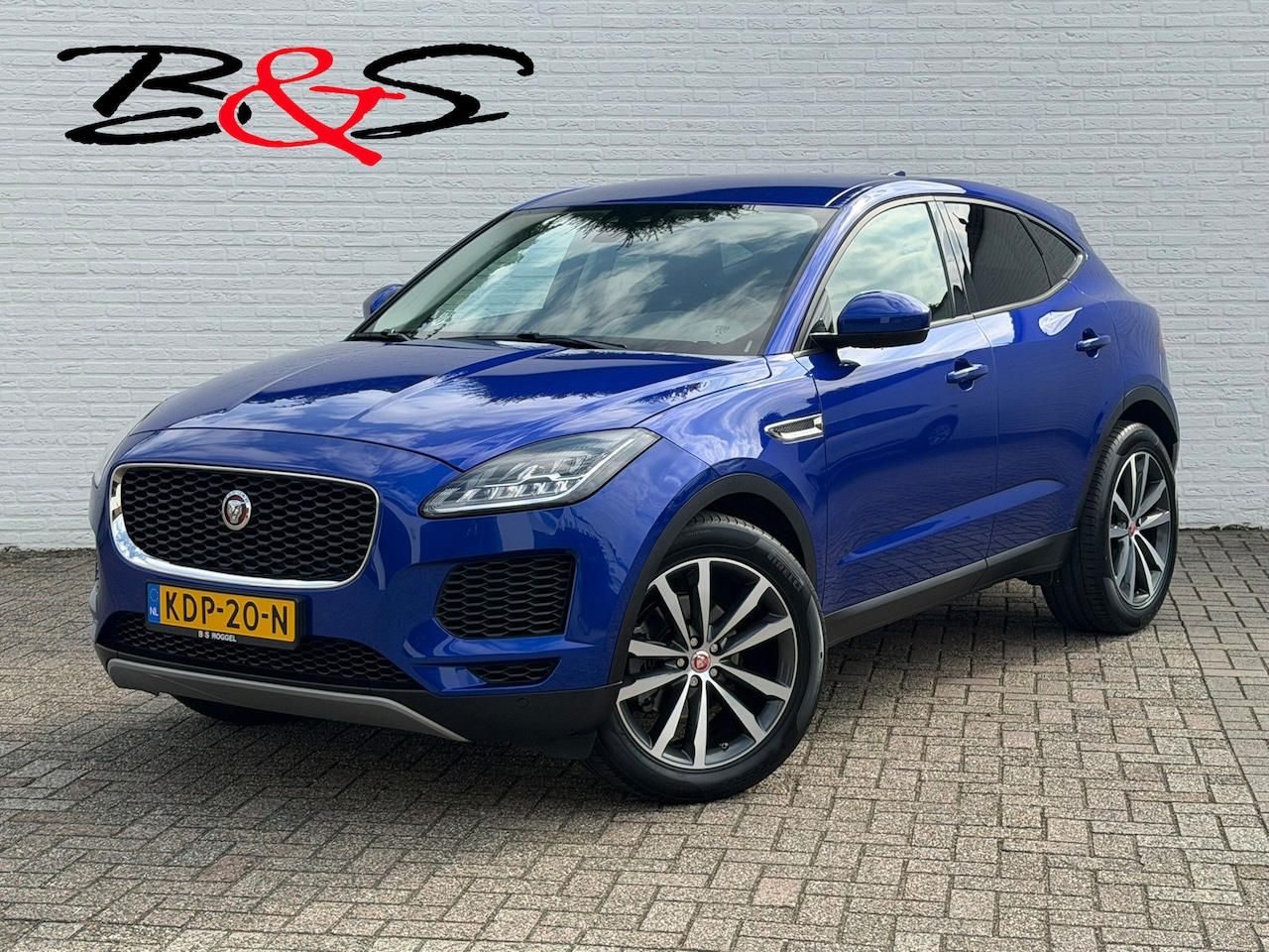 Jaguar E-Pace - 2.0 P250 Automaat Clima Camera+Pdc Cruise Leder Trekhaak Keyless Bluetooth - AutoWereld.nl