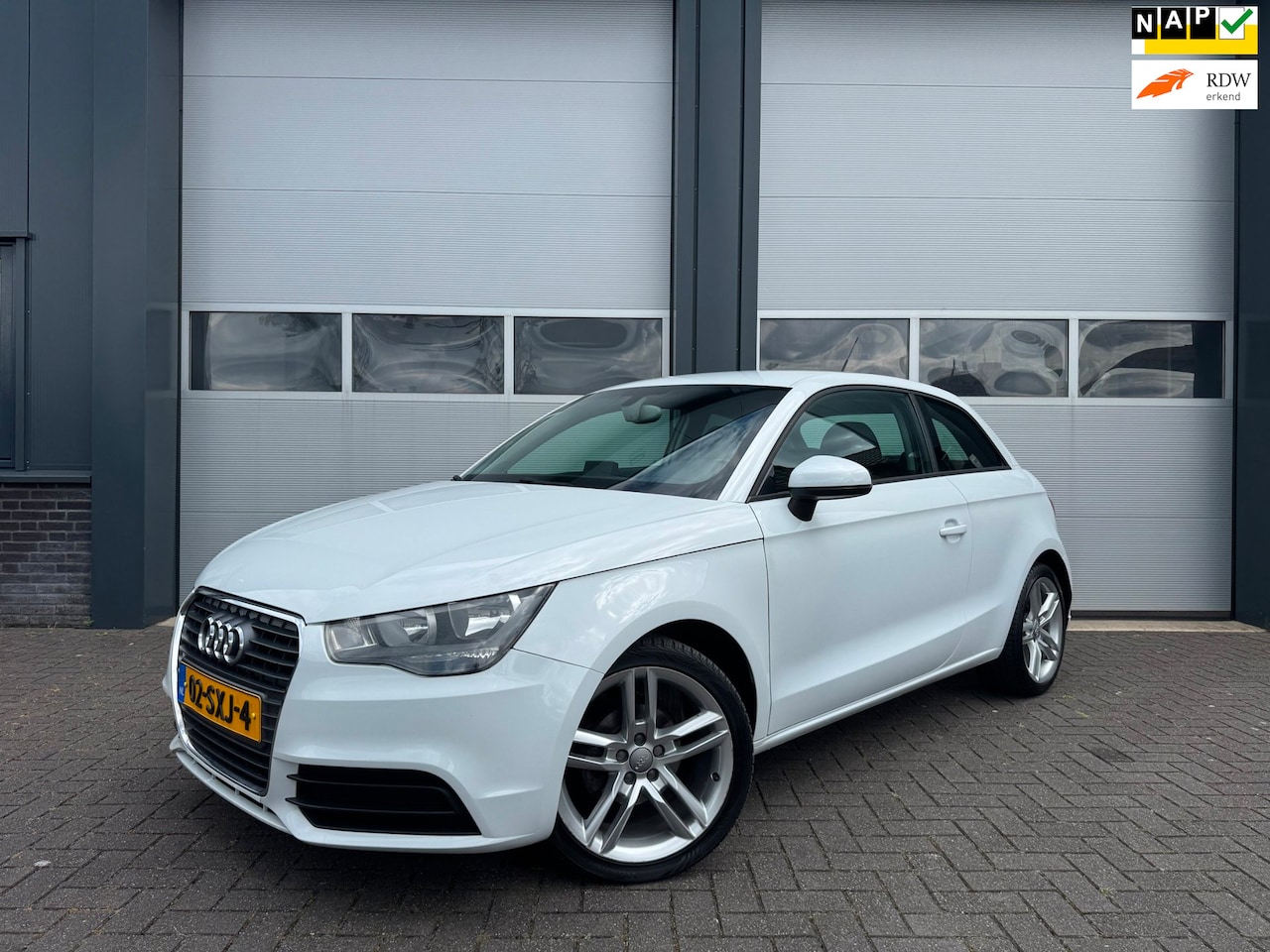 Audi A1 - 1.2 TFSI Connect Airco Cruise Navigatie 17 inch - AutoWereld.nl