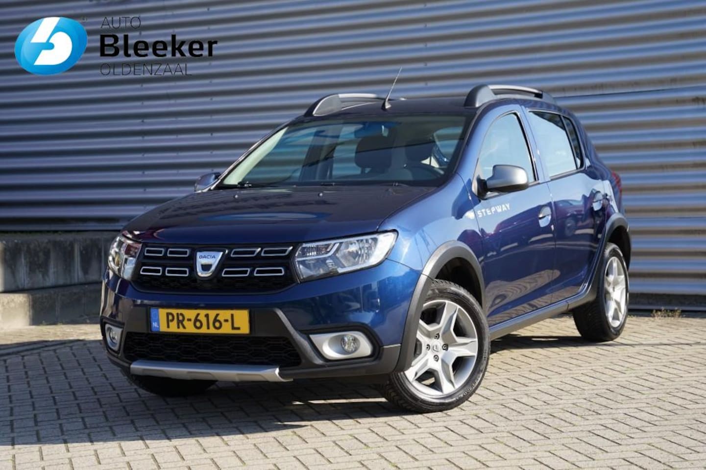 Dacia Sandero Stepway - 0.9 TCE SL Airco Cruise Navi Trekhaak NL-auto! - AutoWereld.nl