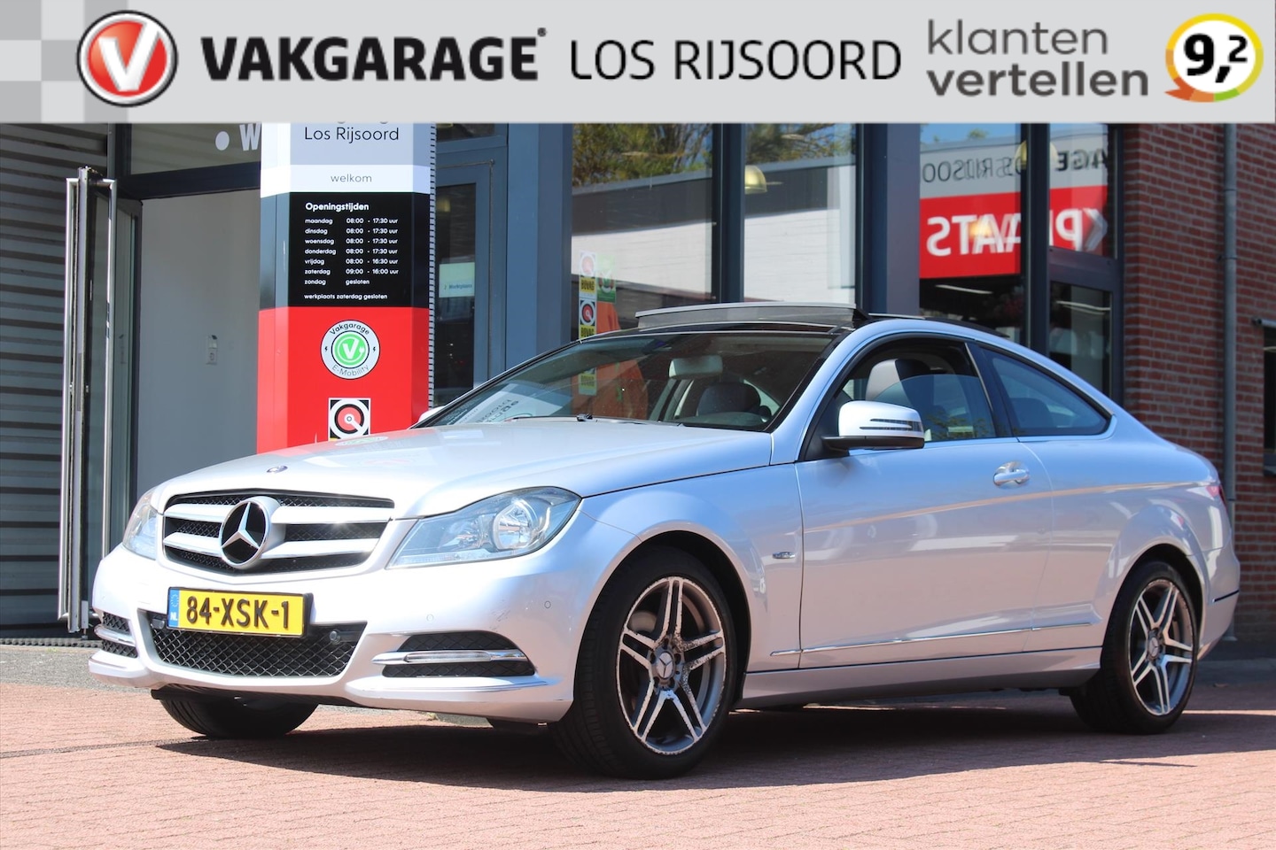 Mercedes-Benz C-klasse Coupé - C180 Aut. *180* | Trekhaak | Cruise & Climate Control | Schuifdak | Stoelverwarming | PDC - AutoWereld.nl