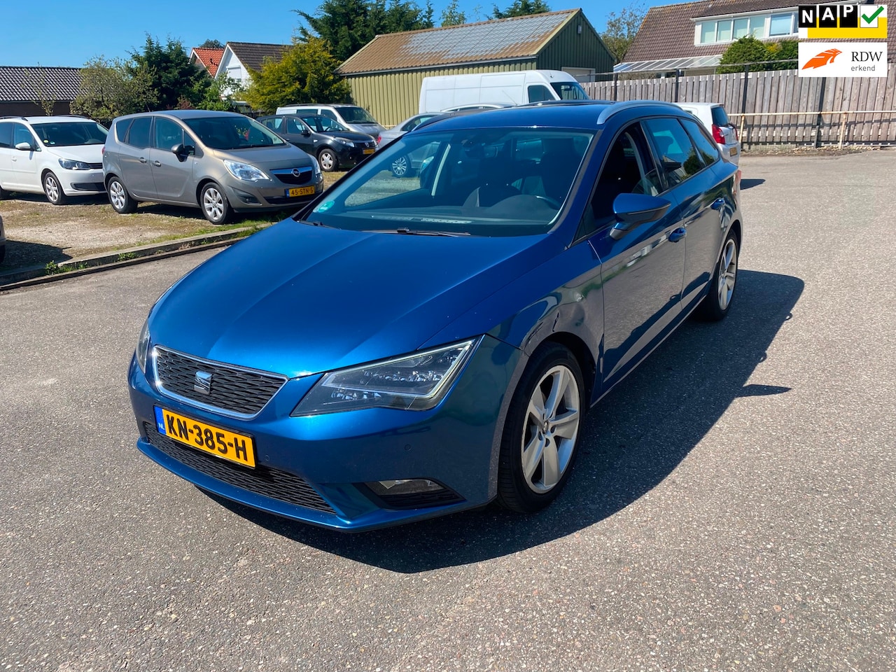 SEAT Leon ST - 1.6 TDI Style Connect Ecomotive 1.6 TDI Style Connect Ecomotive - AutoWereld.nl