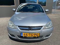 Opel Corsa - 1.2-16V Silverline Airco Cruise Dealer onderhouden
