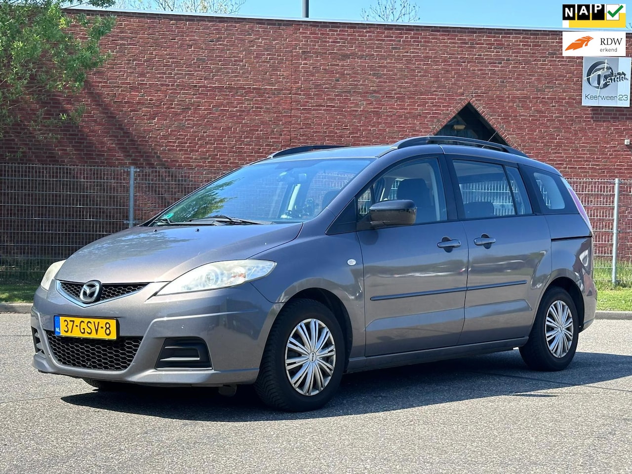 Mazda 5 - 2.0 Touring Automaat*7P*Camera voor en achter*Trekhaak*Grote scherm*Airco* - AutoWereld.nl