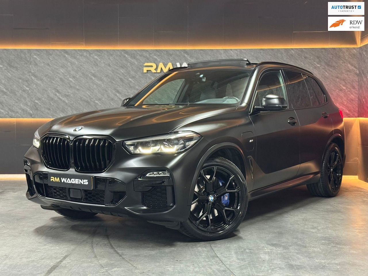 BMW X5 - XDrive45e High Executive|PANO|TREKHAAK|KEYLESS|VOL - AutoWereld.nl