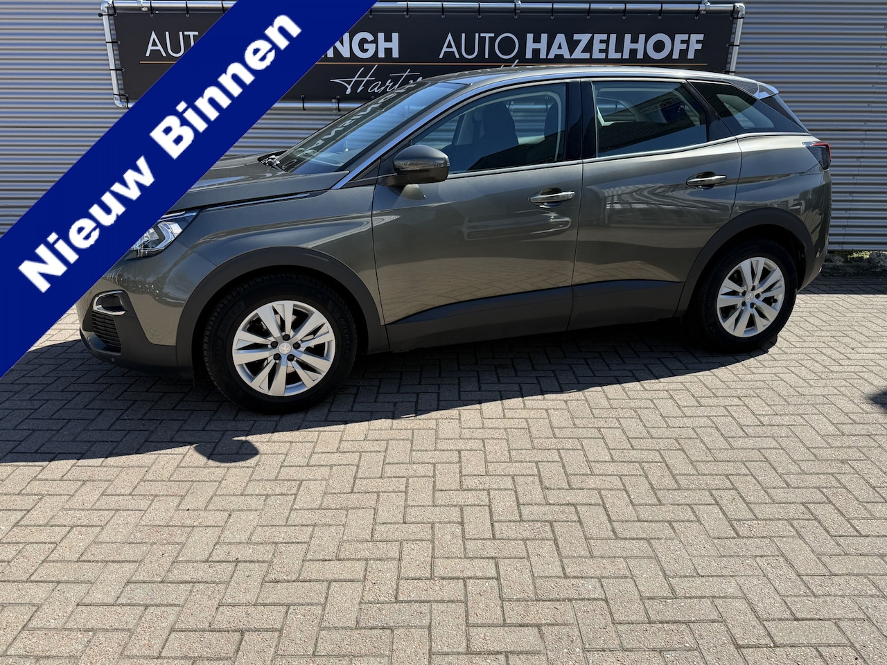 Peugeot 3008 - 1.2 PureTech Active met slechts 35.046km!! | Camera | PDC V+A | Cruise Control | Nw DB Rie - AutoWereld.nl