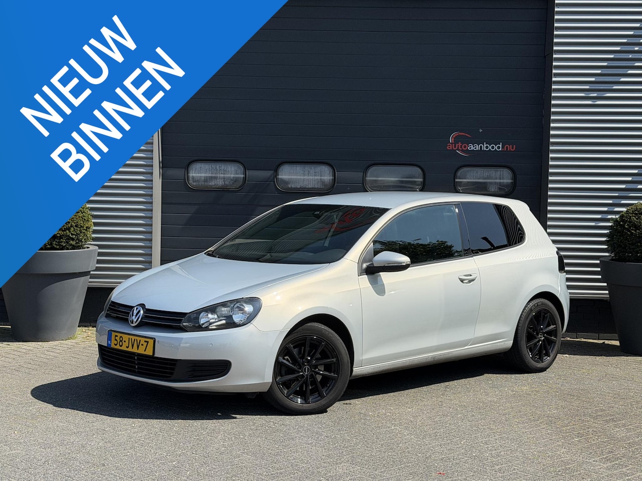 Volkswagen Golf - 1.4 TSI Comfortline | Navigatie | Parkeersensoren | Lichtmetalen Velgen | Climate Control - AutoWereld.nl