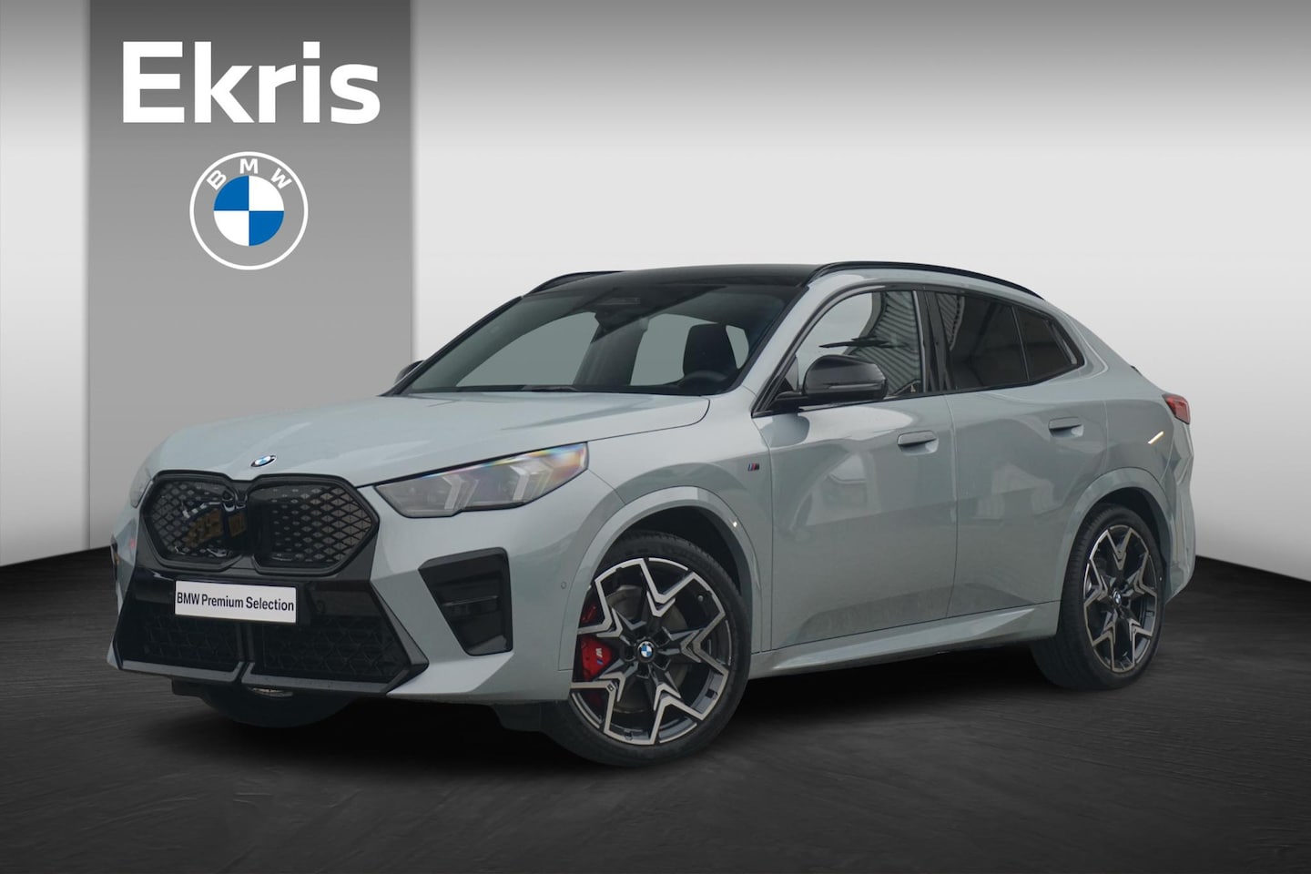 BMW iX2 - eDrive20 | M Sportpakket Pro | Trekhaak | Schuif-kanteldak | Harman Kardon | Head-up | Ele - AutoWereld.nl