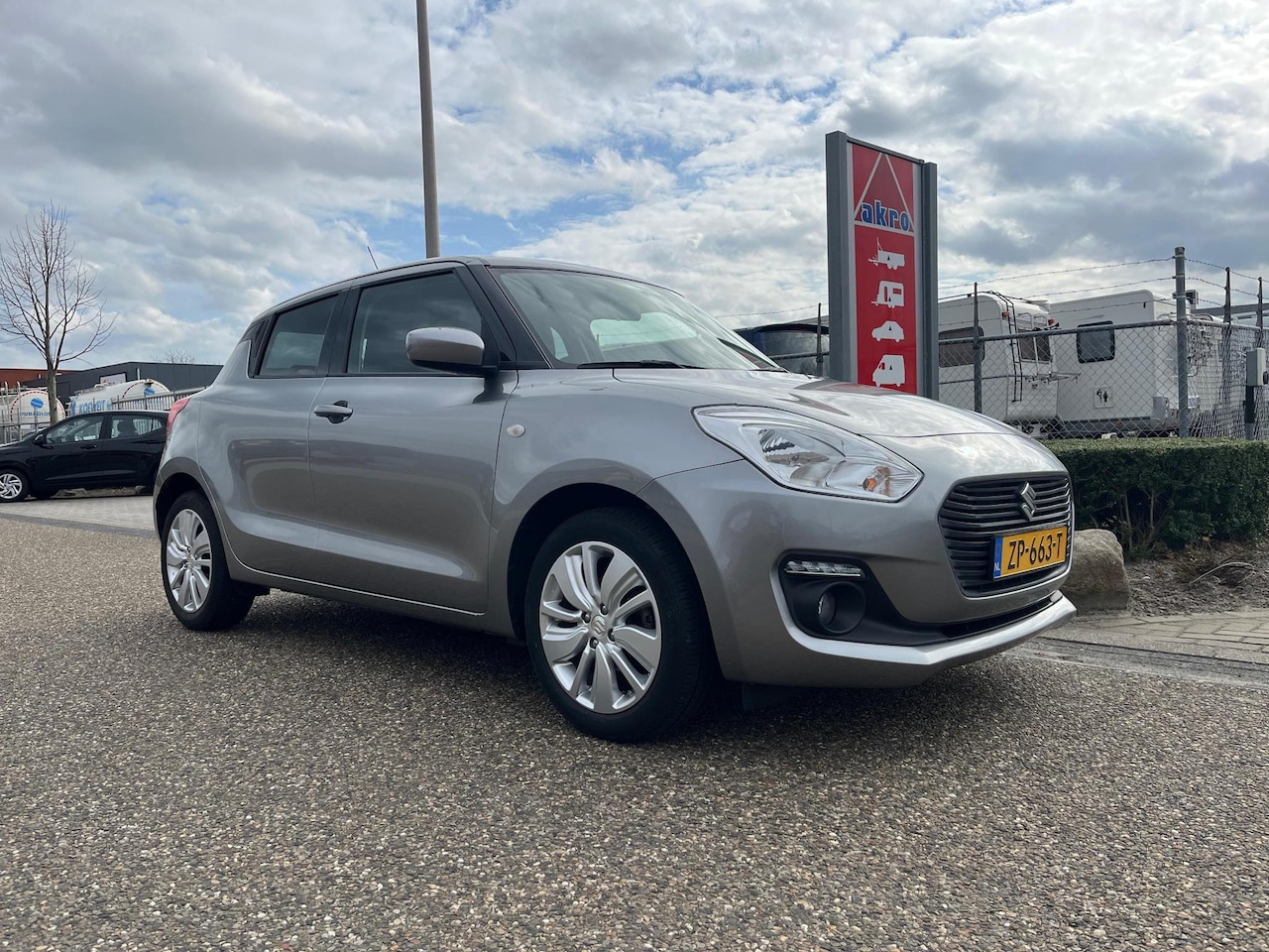 Suzuki Swift - 1.2 Select | NAVI | Achteruitrijcamera | Airco | Stoelverwarming voor | LM velgen - AutoWereld.nl