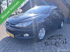 Peugeot 206 - 1.4 Génération LAGE KILOMETERS. AIRCO