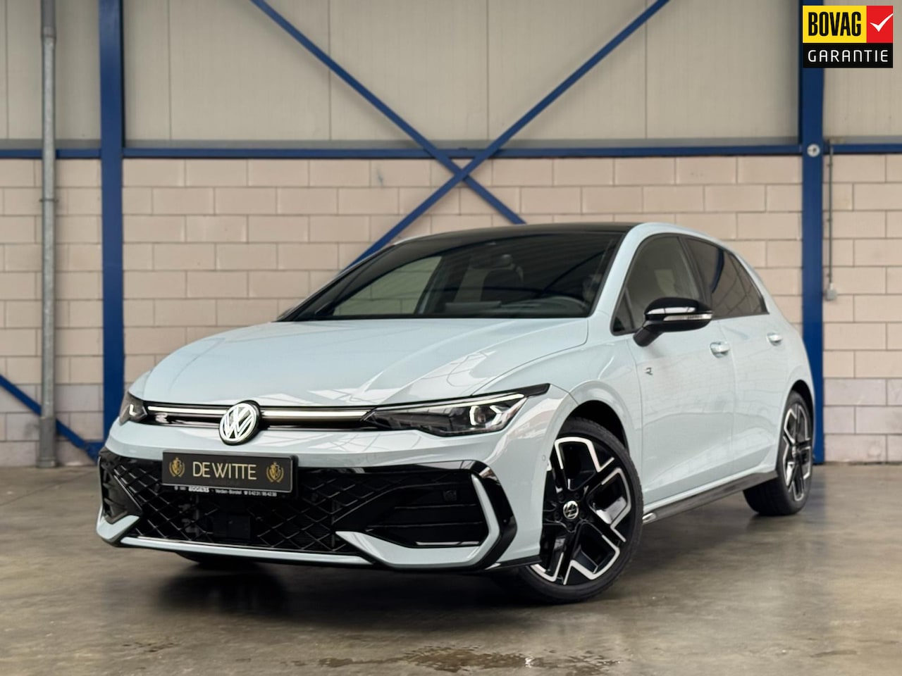 Volkswagen Golf - 1.5 eTSI R-Line Edition 1.5 eTSI R-Line Edition - AutoWereld.nl