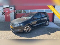 Volkswagen Polo - 1.0 BlueMotion Edition TREKHAAK / AIRCO / BLUETOOTH / CRUISE / NL-AUTO