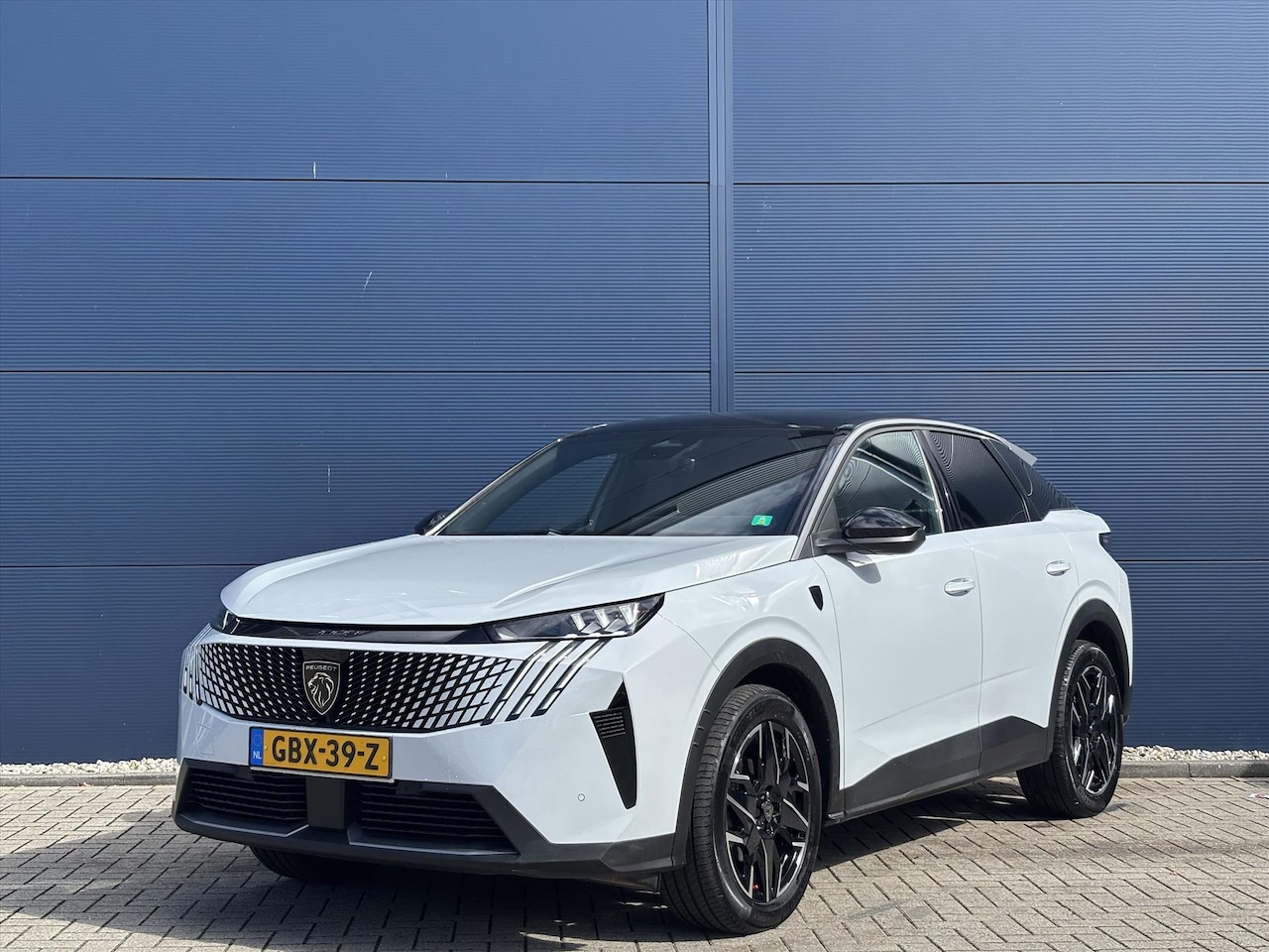Peugeot 3008 - 1.2 HYBRID 145pk e-DCS6 GT I LENTESALE | Stoel/Stuurverwarming I Carplay I Navigatie I Ele - AutoWereld.nl