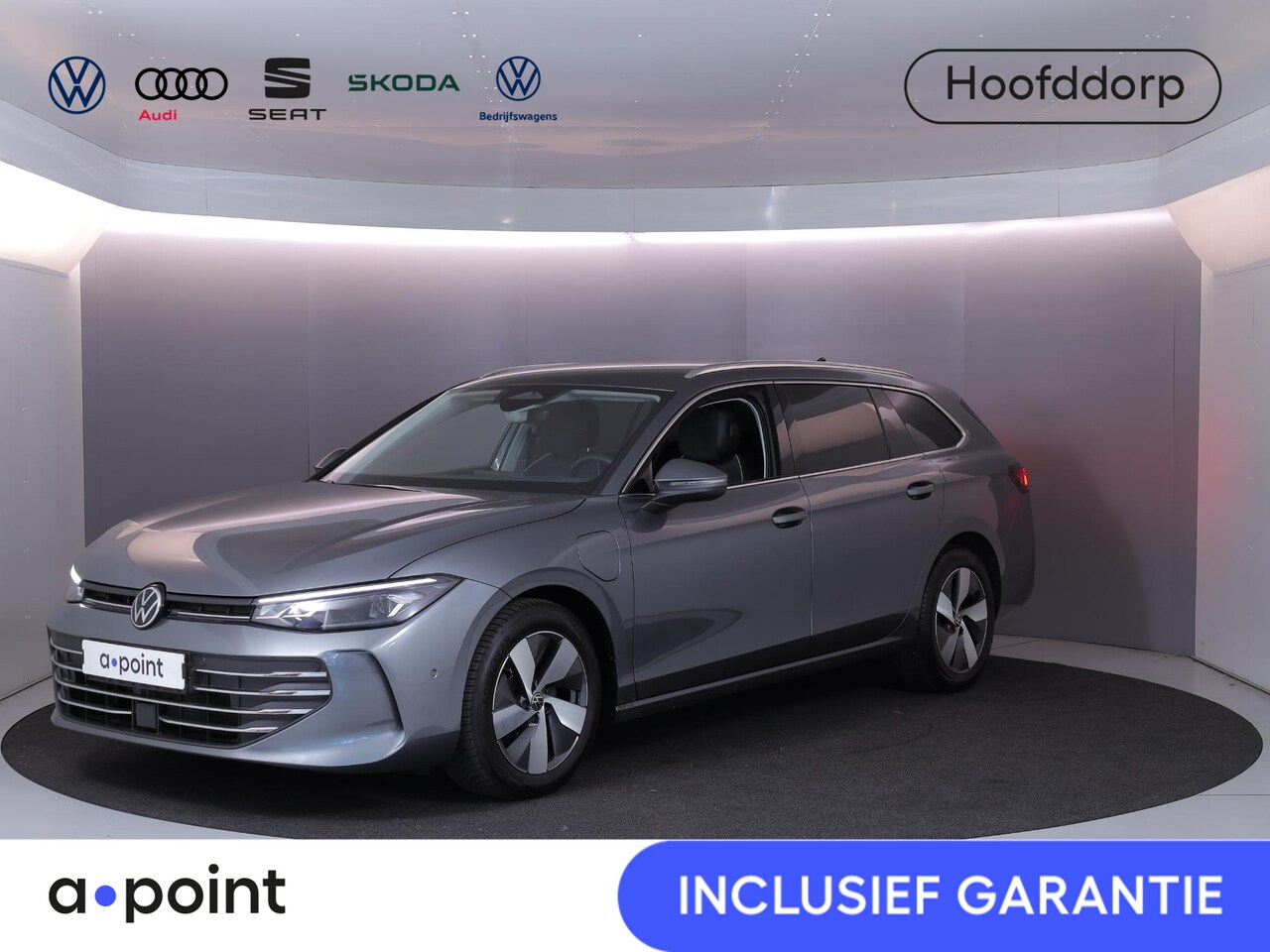 Volkswagen Passat Variant - 1.5 eHybrid Business 204 PK PHEV | Navigatie | Trekhaak inklapbaar | Parkeer camera | Stoe - AutoWereld.nl