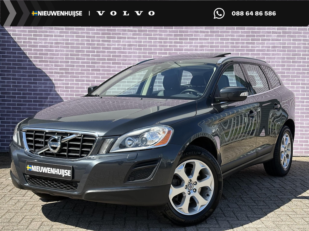 Volvo XC60 - 2.0 T5 Summum | Stoelverwarming | Elektr. Bestuurdersstoel | Parksensor V+A | Parkcamera | - AutoWereld.nl