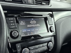 Nissan Qashqai - 1.3 DIG-T Premium Edition 140PK | Navigatie | Panoramadak | 360 Camera | Volleder Interieu