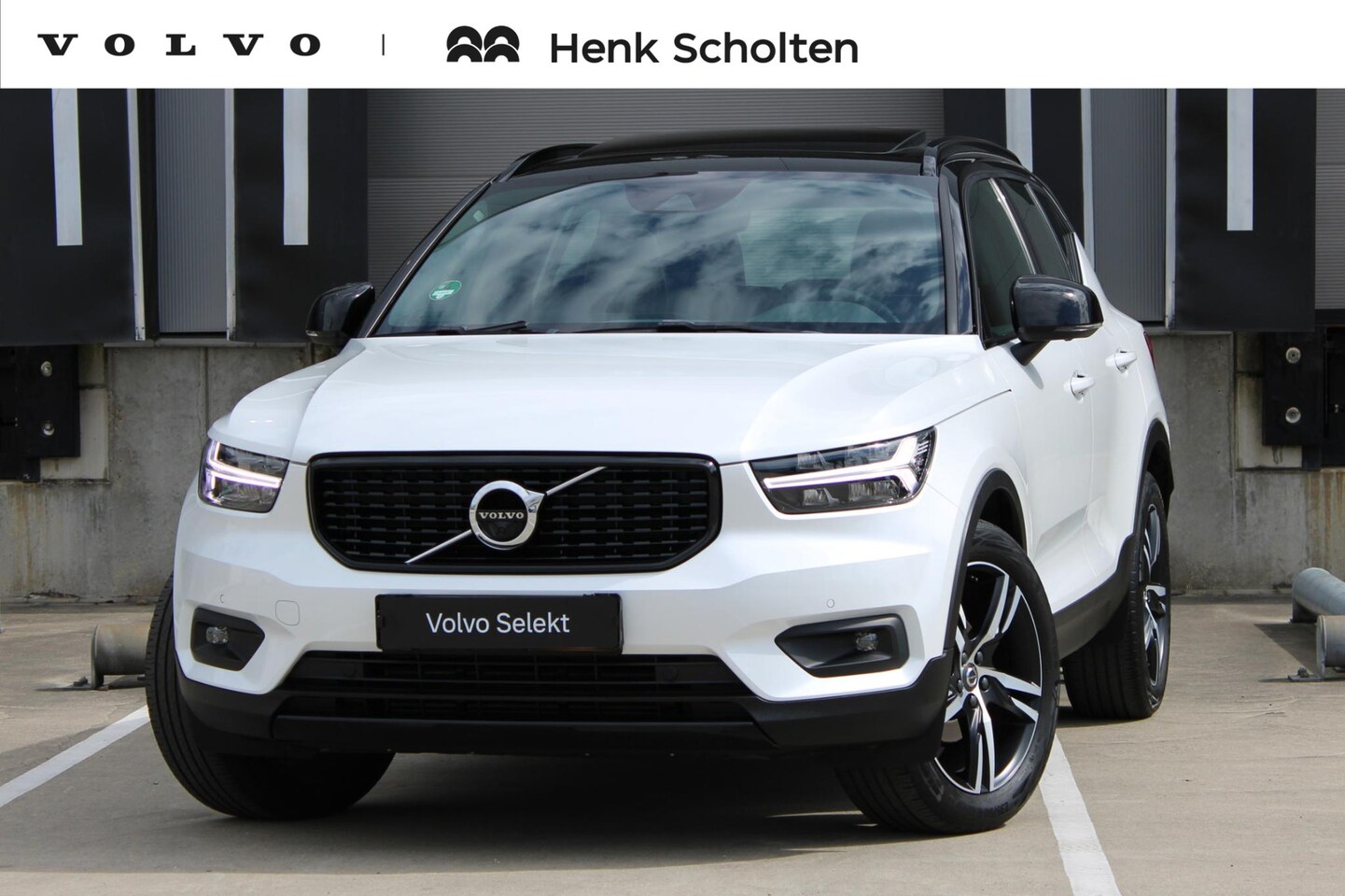 Volvo XC40 - T3 R-Design | Adaptieve Cruise-control & Pilot-assist | Elektrisch verwarmbare voorruit | - AutoWereld.nl