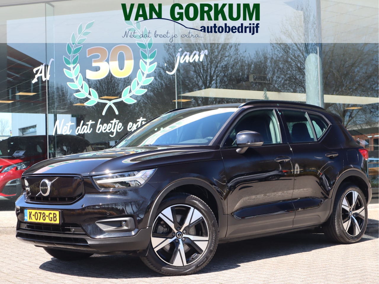 Volvo XC40 - Recharge P8 AWD R-Design SOH 88,1% / Stoel-stuurverw. / Camera NL Auto - AutoWereld.nl