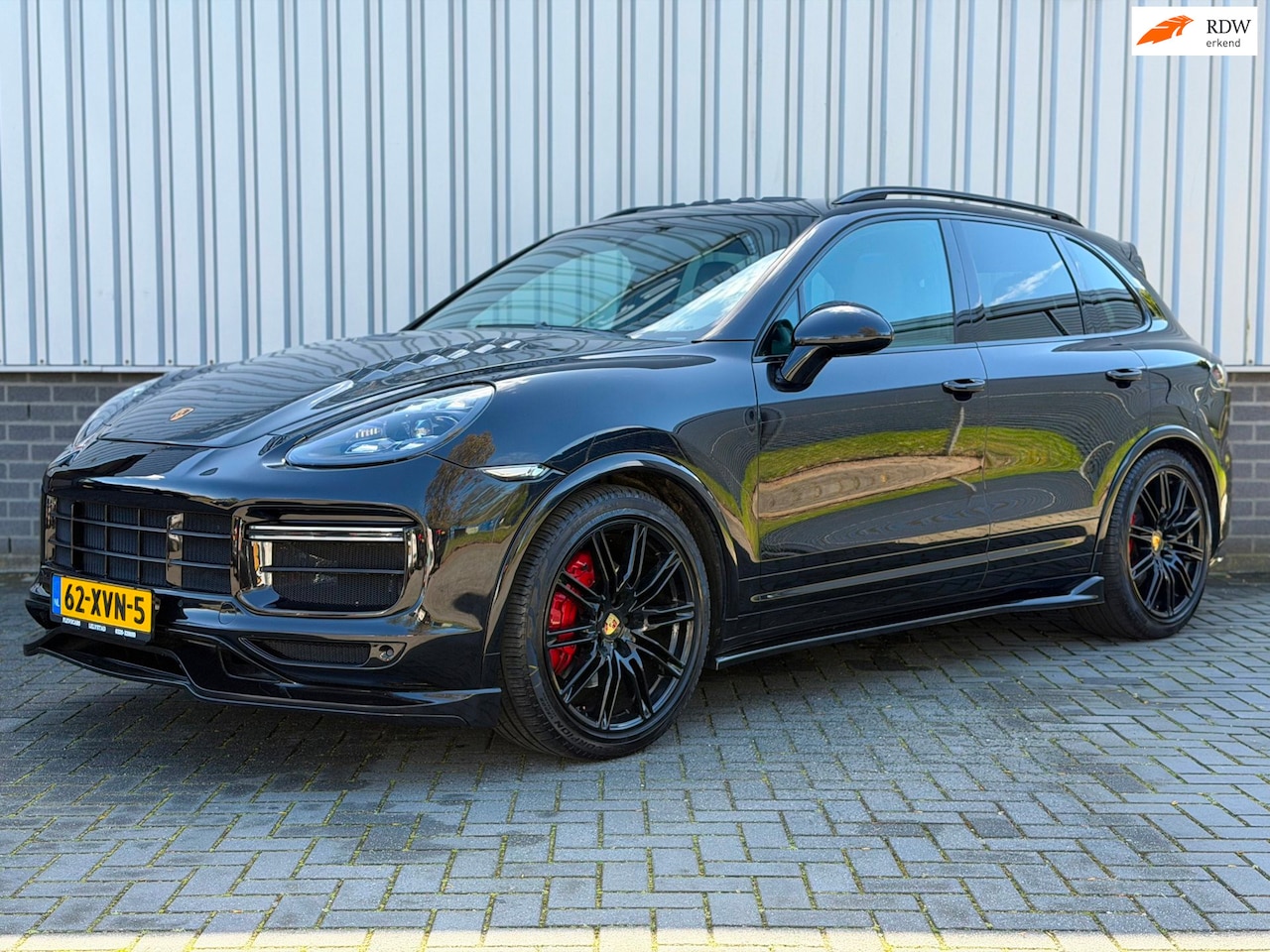 Porsche Cayenne - 4.8 S |Camera|Luchtvering|Pano|Dodehoek|2019 Model| - AutoWereld.nl