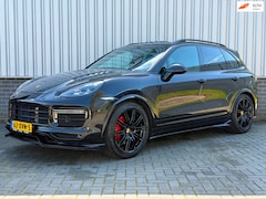 Porsche Cayenne - 4.8 S |Camera|Luchtvering|Pano|Dodehoek|2019 Model|