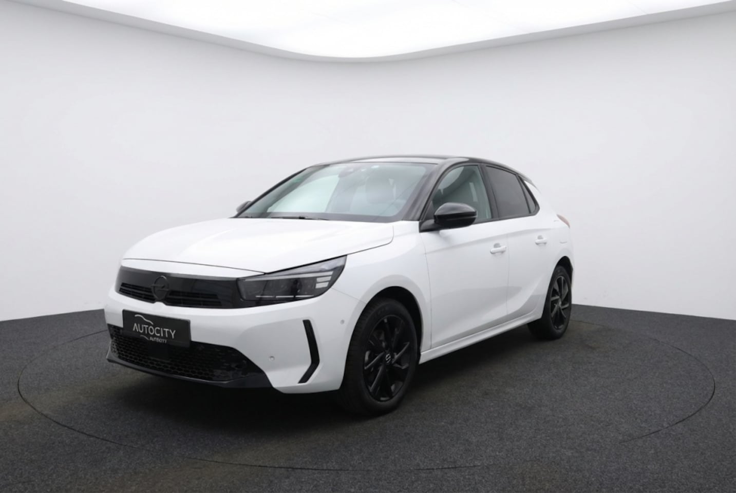 Opel Corsa - F 1.2 100pk GS Line Winterpakket l Keyless l Camera l Groot Navi - AutoWereld.nl