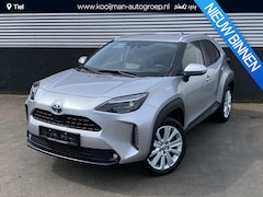 Toyota Yaris Cross - 1.5 Hybrid Executive edition Afneembare trekhaak, stuur- & stoelverwarming, dodehoek detec
