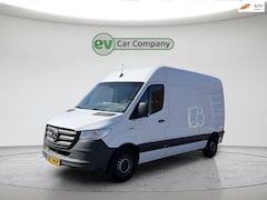 Mercedes-Benz eSprinter - ESprinter L2H2 55 kWh | SOH 92% | Camera | Stoelverwarming | 168km WLTP | 80kw Snelladen |